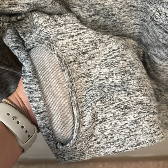 Athleta Batwing & Robin Hooded Pullover Grey Marbled Size Small - Picture 4 of 7